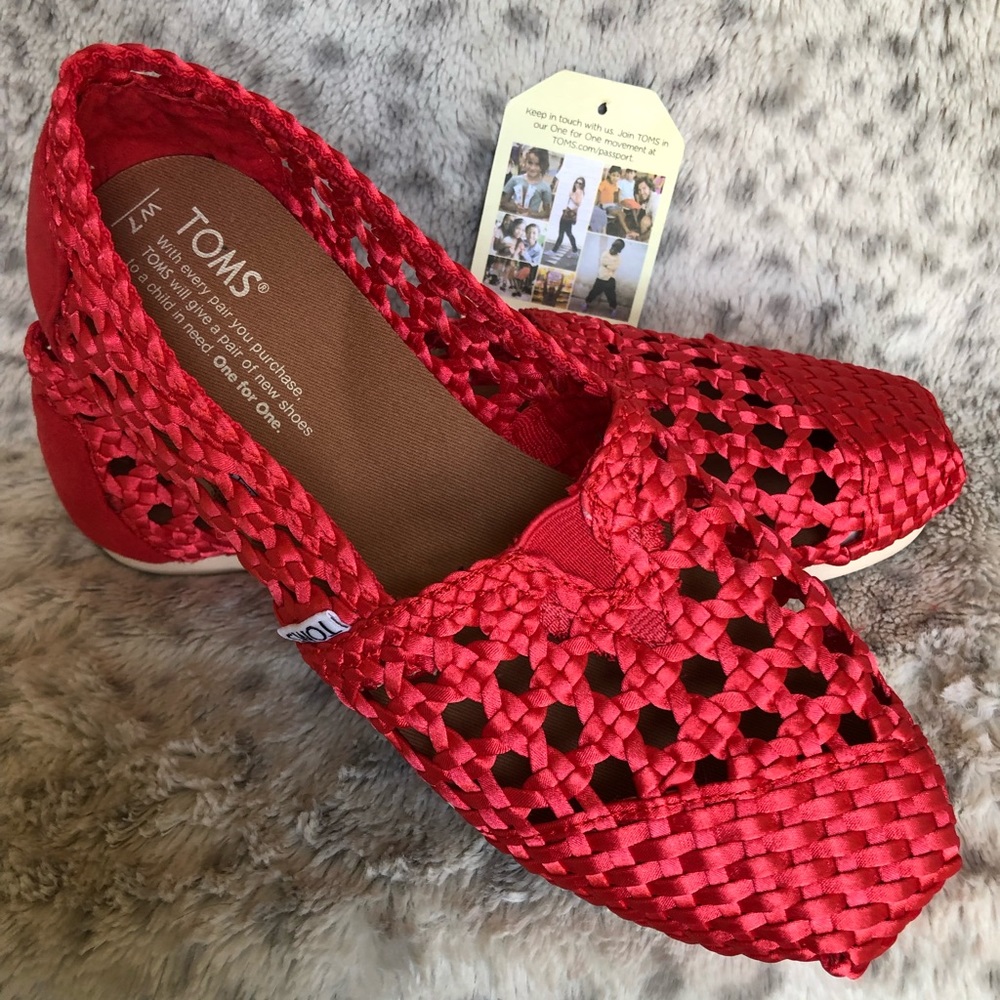 Toms woven red flats
